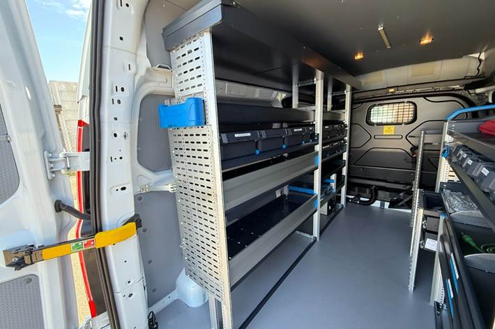 Hvid Ford Transit Custom 300 L2 fra 2022