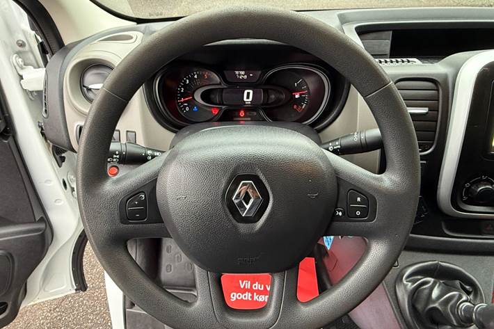 Hvid Renault Trafic T29 fra 2019
