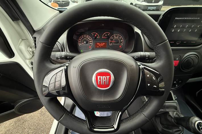 Hvid Fiat Fiorino fra 2022