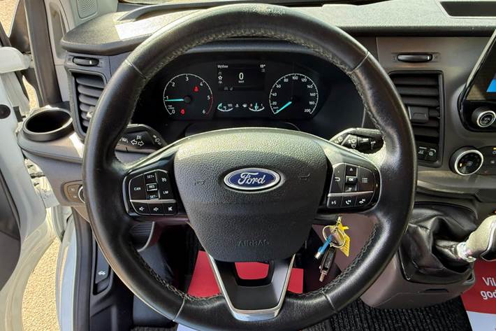 Hvid Ford Transit Custom 300 L2 fra 2021
