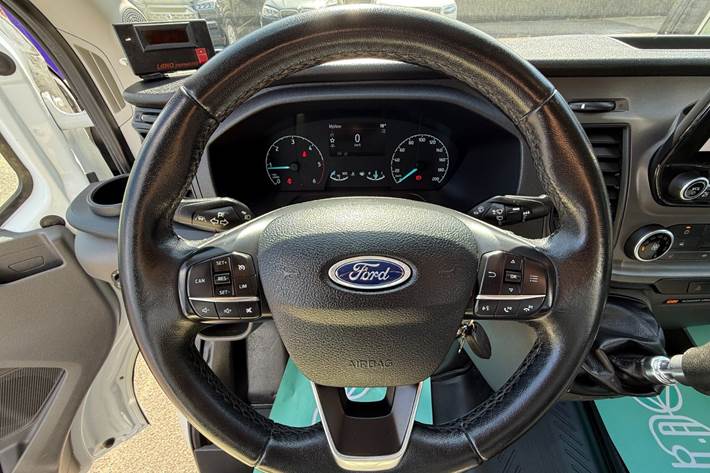 Hvid Ford Transit 350 L2 Van fra 2021