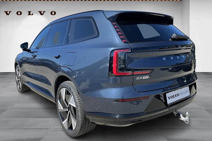 Blå Volvo EX90 fra 2025