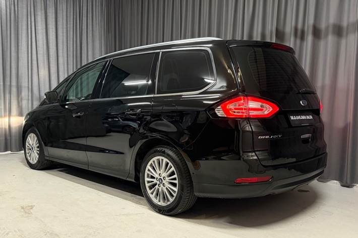 Sort Ford Galaxy fra 2018