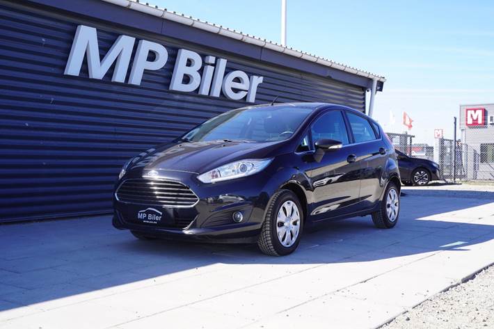 Sort Ford Fiesta fra 2013