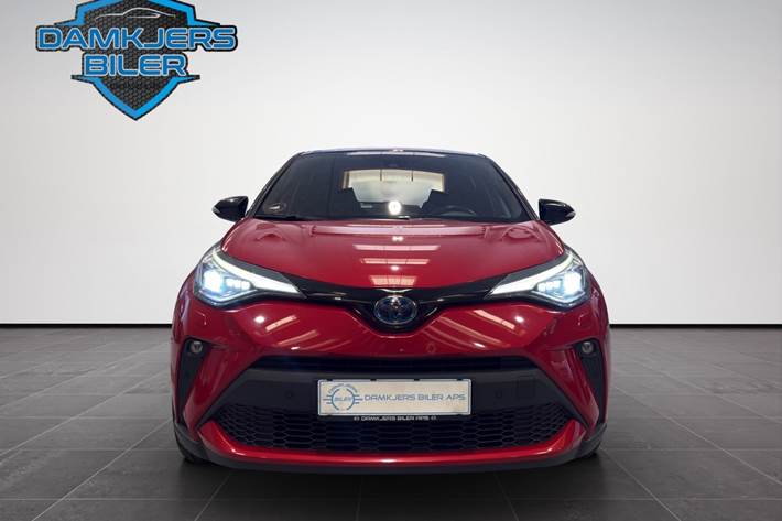Grå Toyota C-HR fra 2020