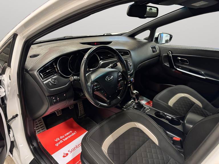 Kia Ceed 1,6 CRDi 110 Attraction SW