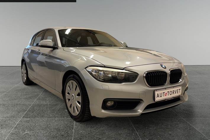 Sølv BMW 116d fra 2017