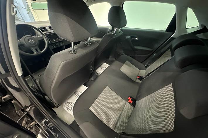 Sort VW Polo fra 2014