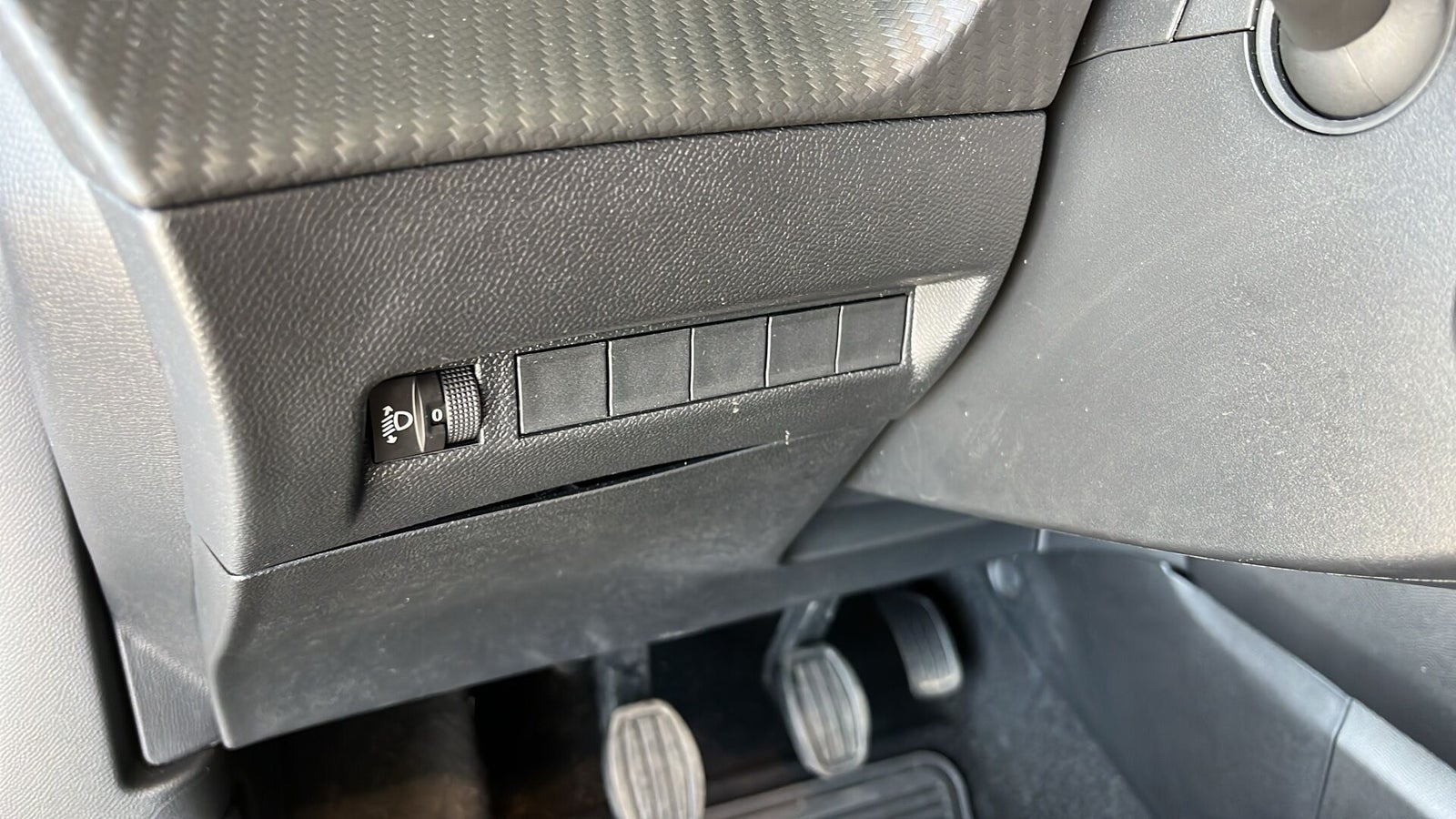 Hvid Peugeot 2008 fra 2024