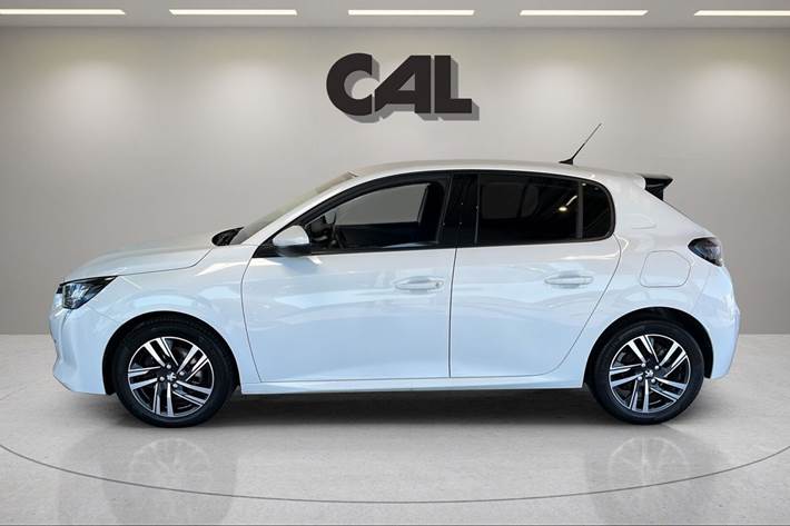 Hvid Peugeot 208 fra 2021
