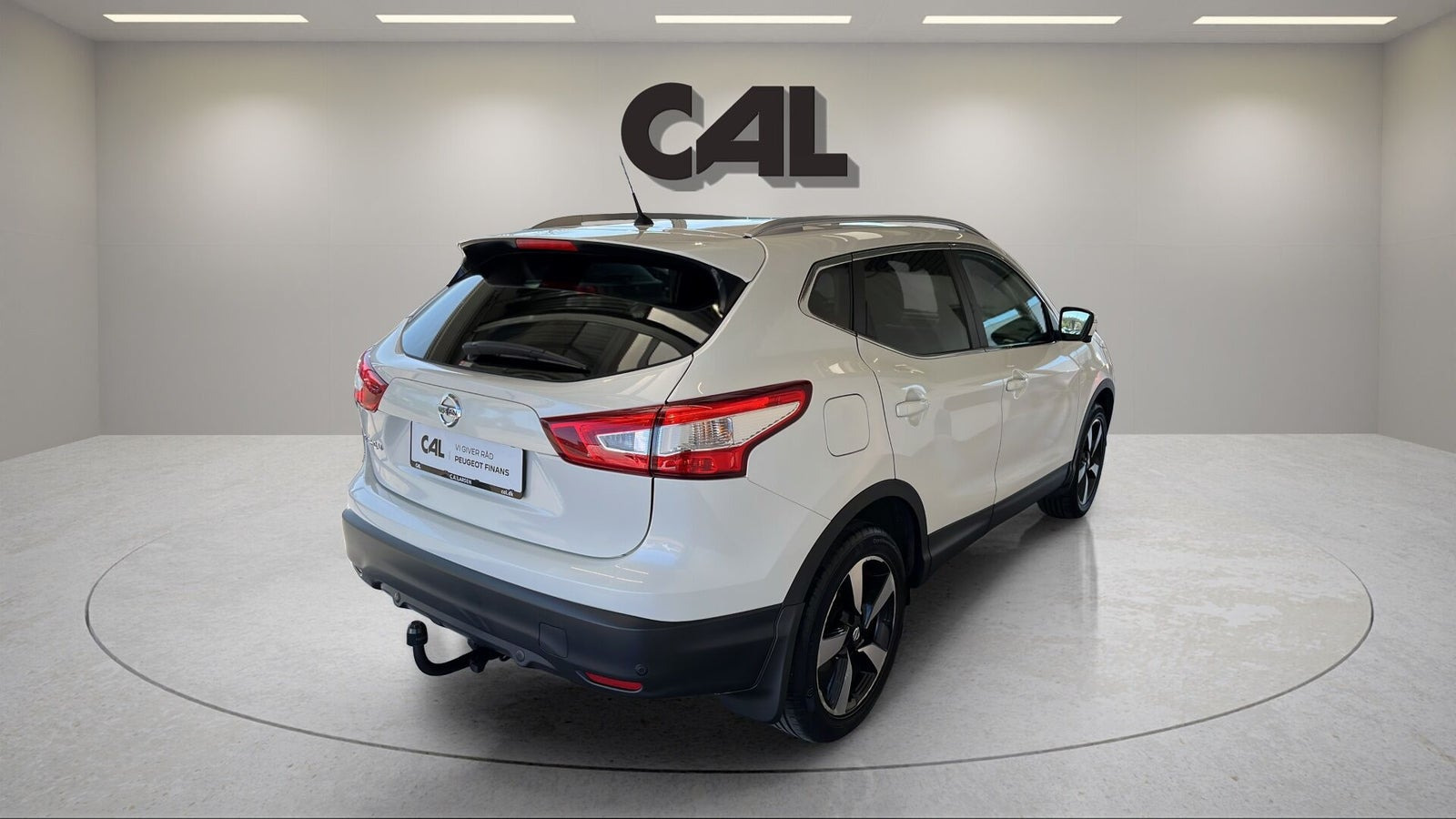 Hvid Nissan Qashqai fra 2017