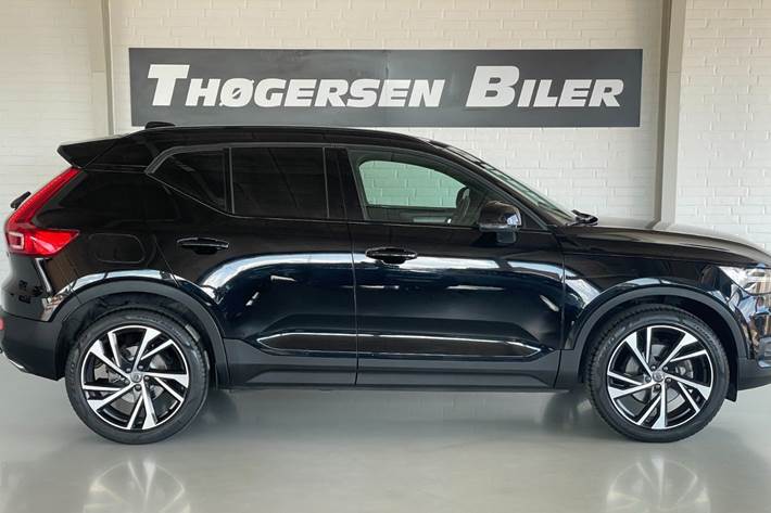 Sort Volvo XC40 fra 2019