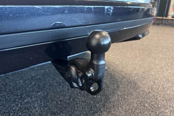 Grå Skoda Enyaq fra 2023