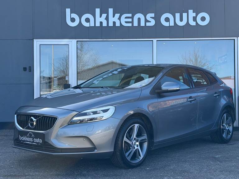 Volvo V40 2,0 D3 150 Momentum aut.