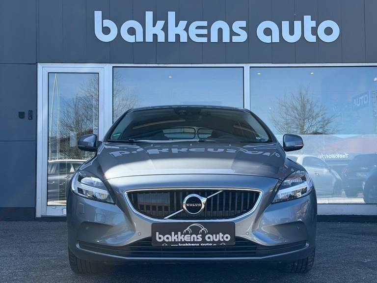 Volvo V40 2,0 D3 150 Momentum aut.