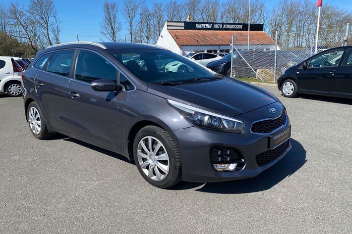 Grå Kia Ceed fra 2016