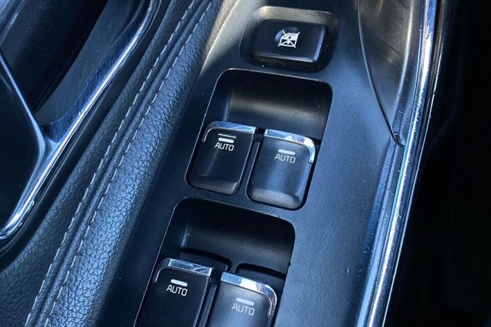 Grå Kia Ceed fra 2016