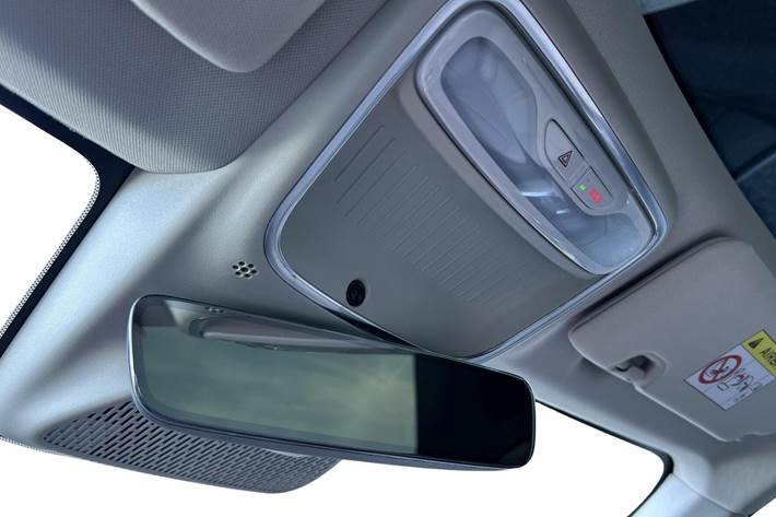 Blå Mazda 6e fra 2025