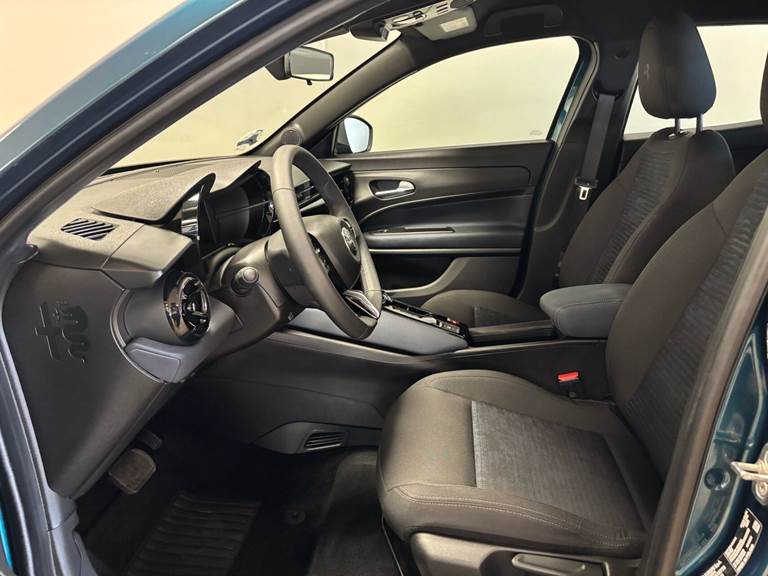 Alfa Romeo Junior EL Core 156HK 5d Aut.