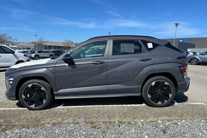 Grå Hyundai Kona fra 2026