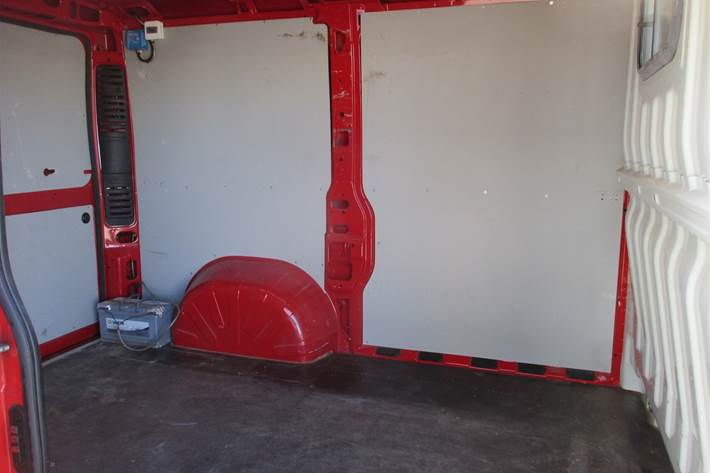 Rød Citroën Jumper fra 2021