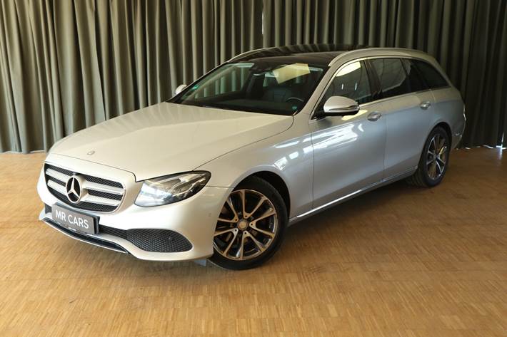 Grøn Mercedes E220 d fra 2017