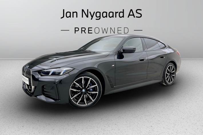 Sort BMW i4 fra 2025