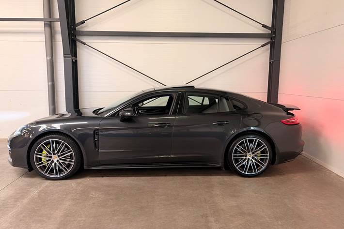 undefined Porsche Panamera 4 fra 2017