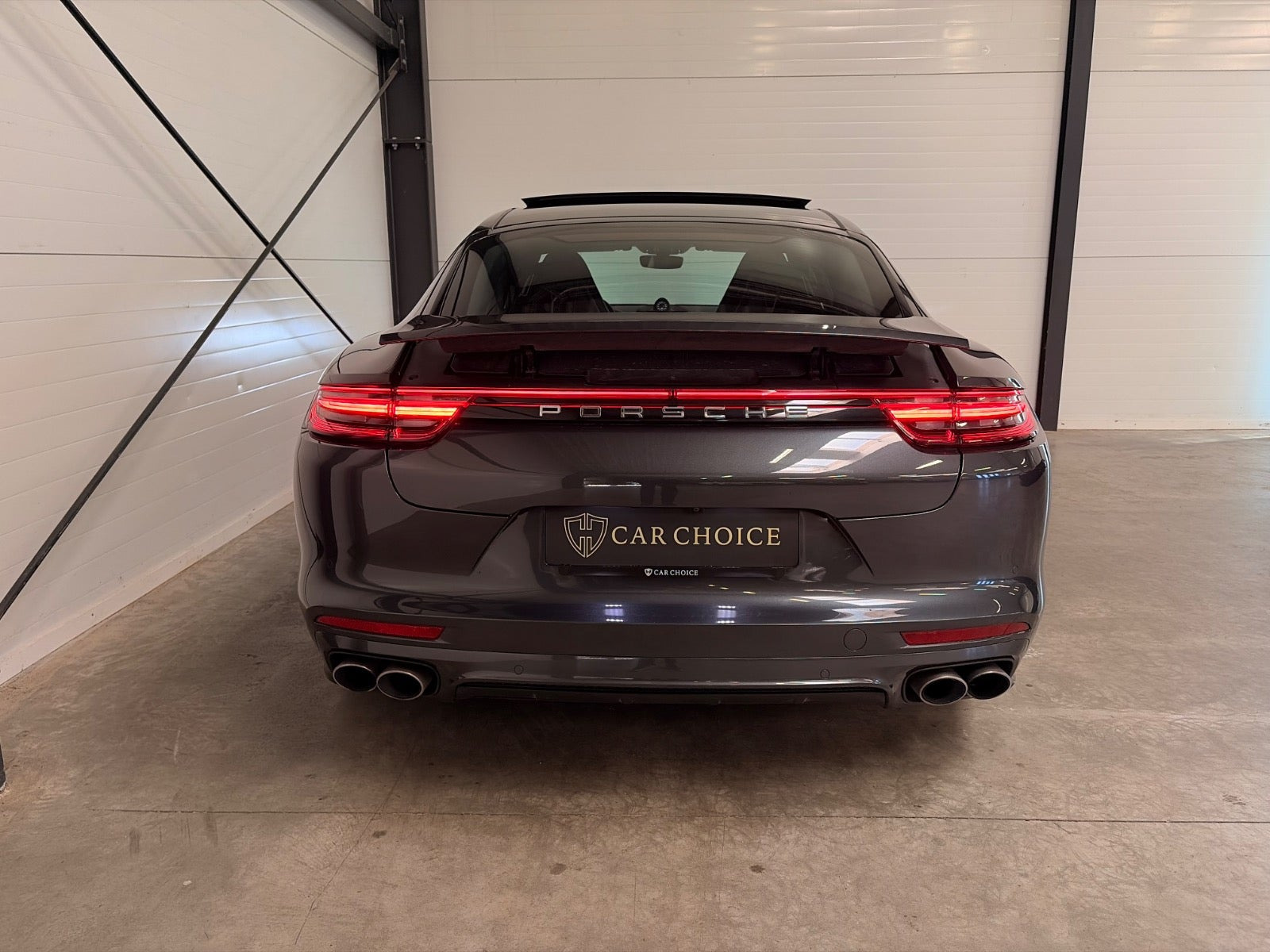 undefined Porsche Panamera 4 fra 2017