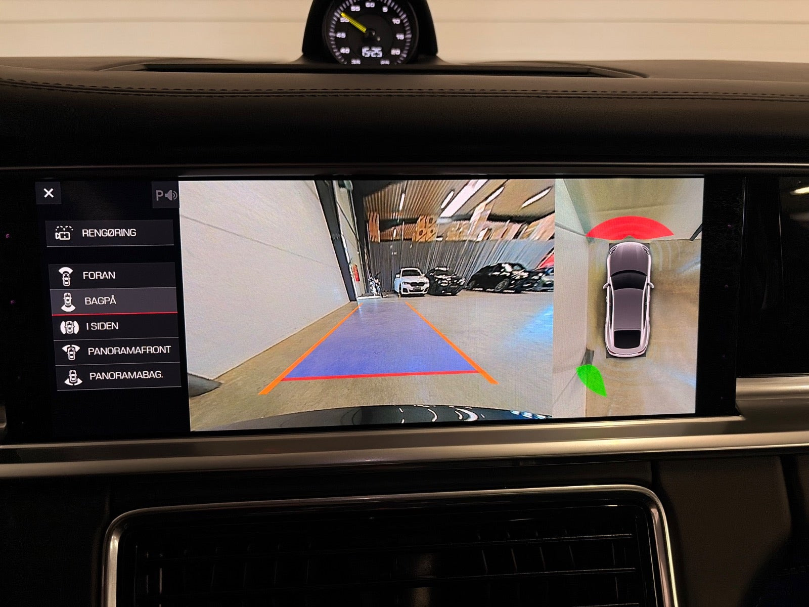 undefined Porsche Panamera 4 fra 2017