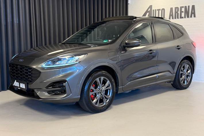Grå Ford Kuga fra 2020