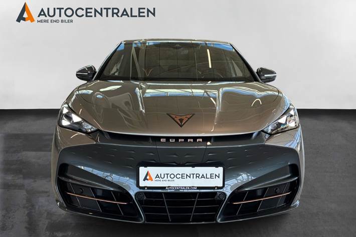 Orange Cupra Tavascan fra 2024