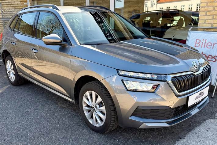 Grå Skoda Kamiq fra 2022