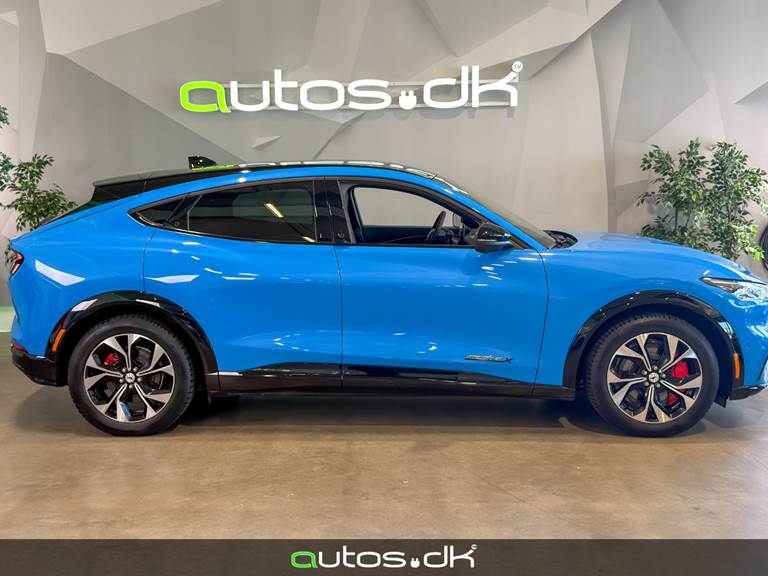 Ford Mustang Mach-E 88 Premium Extended Range