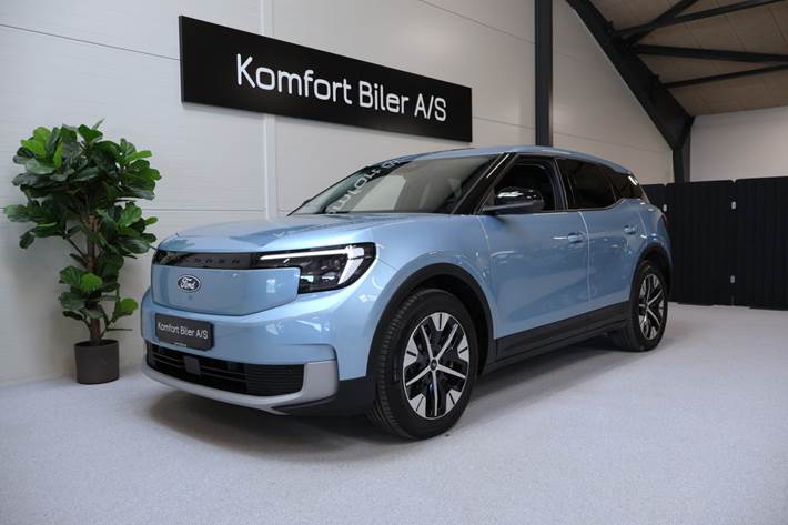 Blå Ford Explorer fra 2024