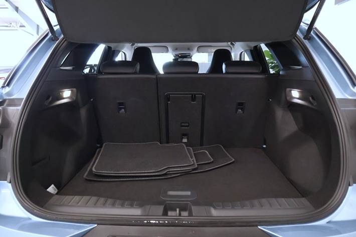 Blå Ford Explorer fra 2024