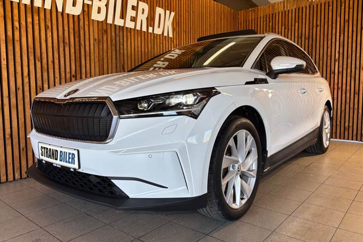 Hvid Skoda Enyaq fra 2022