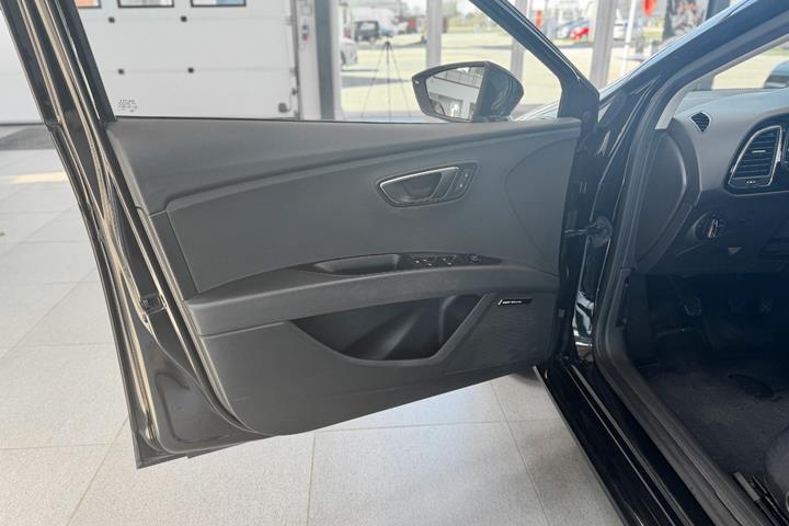 Sort Seat Leon fra 2014