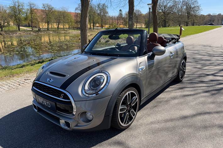 Grøn Mini Cooper S fra 2016