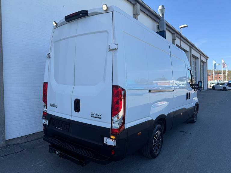 Iveco Daily 3,0 35S18 12m³ Van AG8