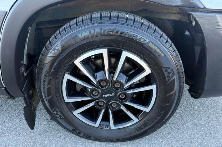 Hvid Iveco Daily fra 2021