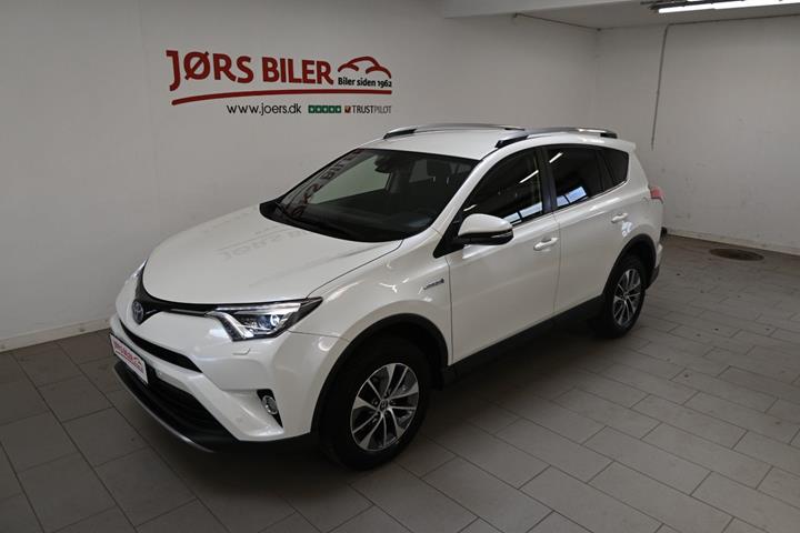 Hvid Toyota RAV4 fra 2018