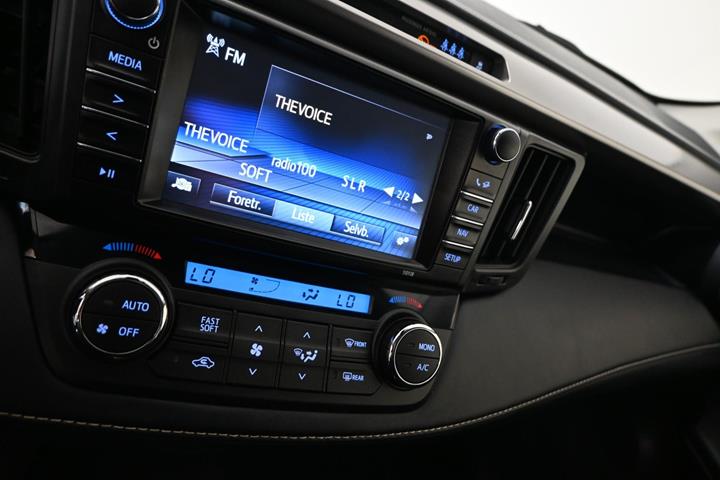 Hvid Toyota RAV4 fra 2018