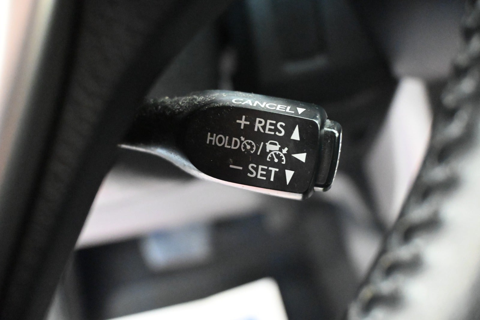 Hvid Toyota RAV4 fra 2018