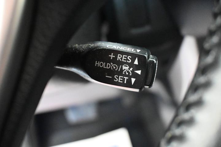 Hvid Toyota RAV4 fra 2018