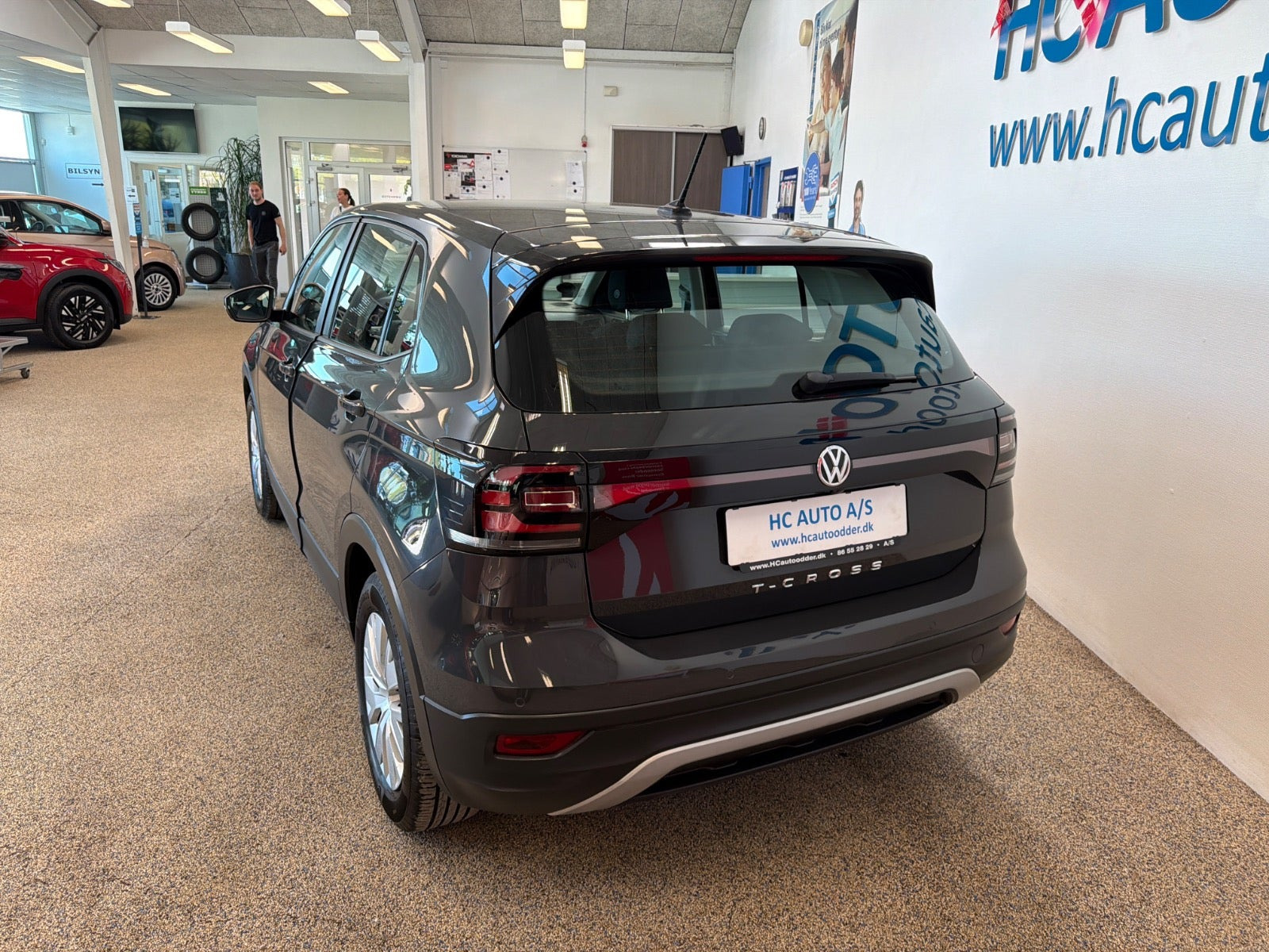 Grå VW T-Cross fra 2019
