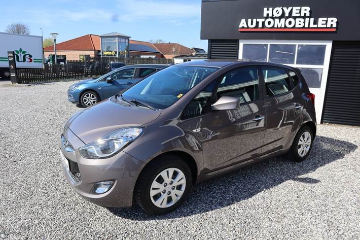 Grå Hyundai ix20 fra 2014