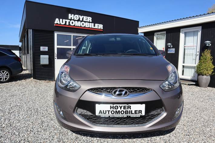Grå Hyundai ix20 fra 2014