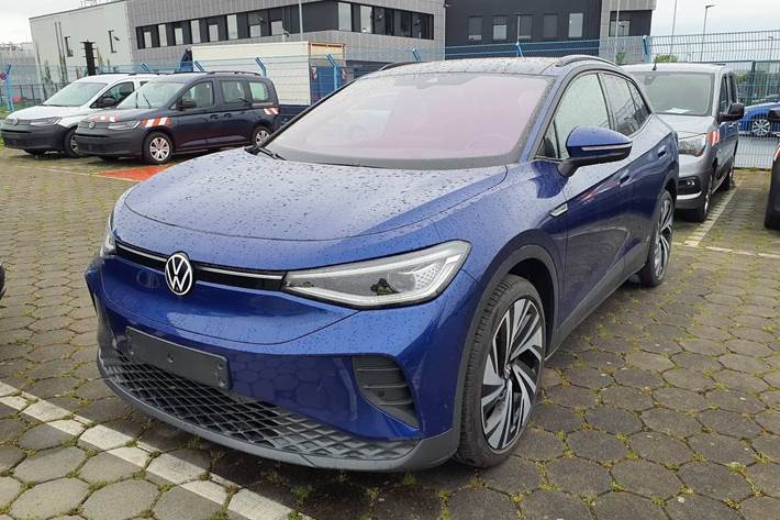 Blå VW ID.4 fra 2021