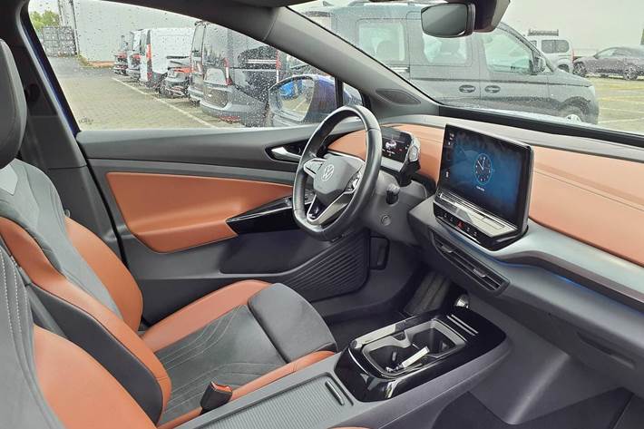 Blå VW ID.4 fra 2021